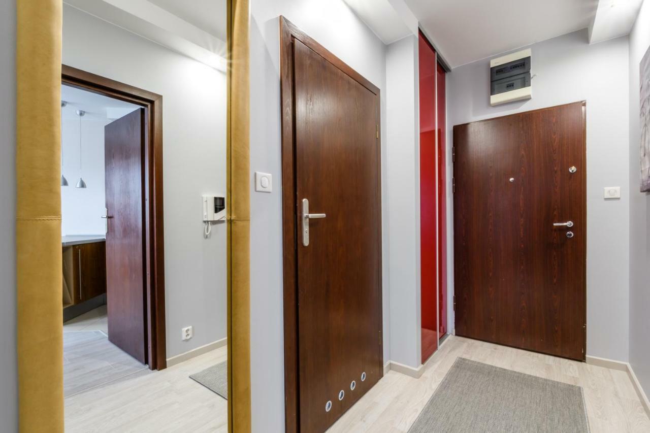 Apartament Ursynow Alternatywy Daire Varşova Dış mekan fotoğraf